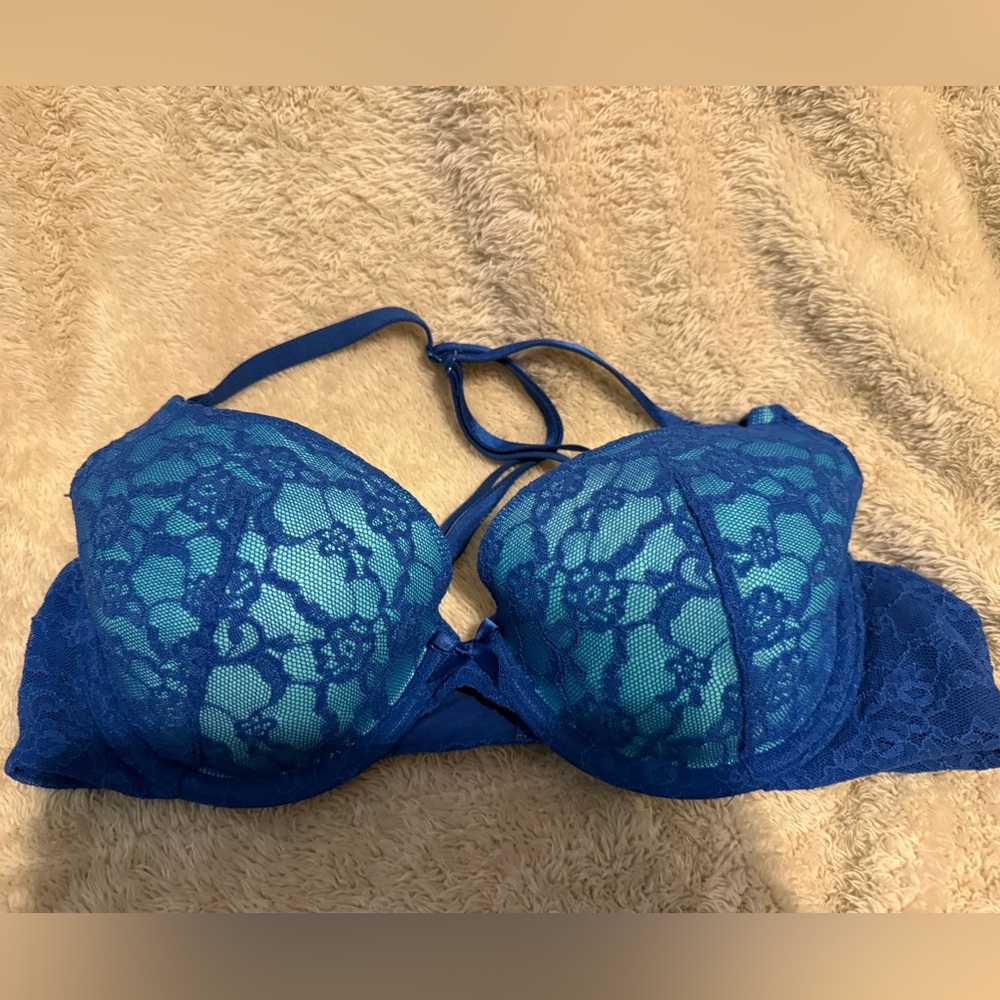 Victoria's Secret Blue Lace Underwire Bra